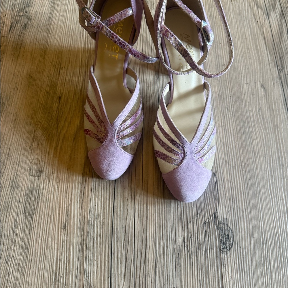 Elegant Lavender Women's Ballroom Shoes